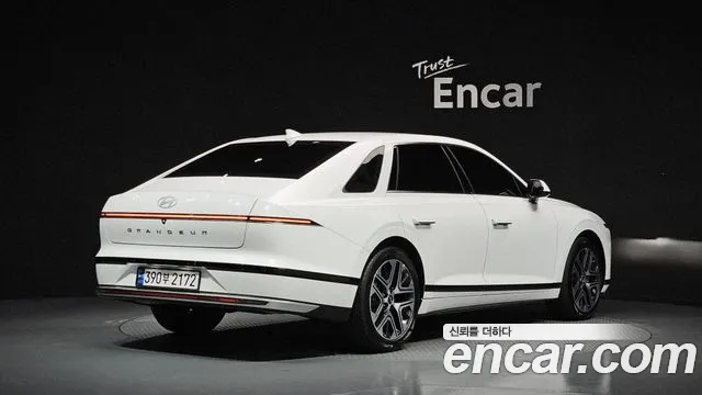 Hyundai Grandeur 2023 thumb 2