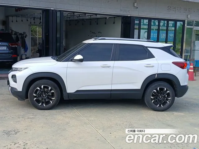 ChevroletGMDaewoo TrailBlazer 2021 thumb 5