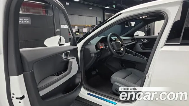 Polestar 2 2022 thumb 9