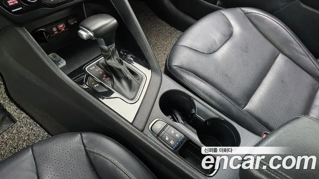 Kia Niro 2017 thumb 9