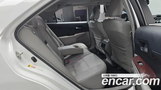 Toyota Camry 2013 thumb 10