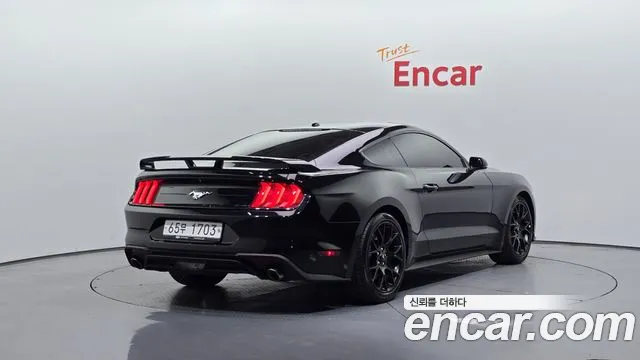 Ford Mustang Mach-E 2018 thumb 2