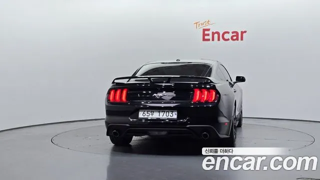Ford Mustang Mach-E 2018 thumb 4
