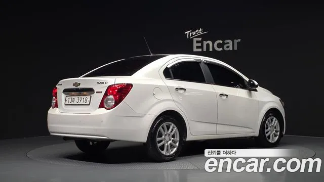 ChevroletGMDaewoo Aveo 2015 thumb 2