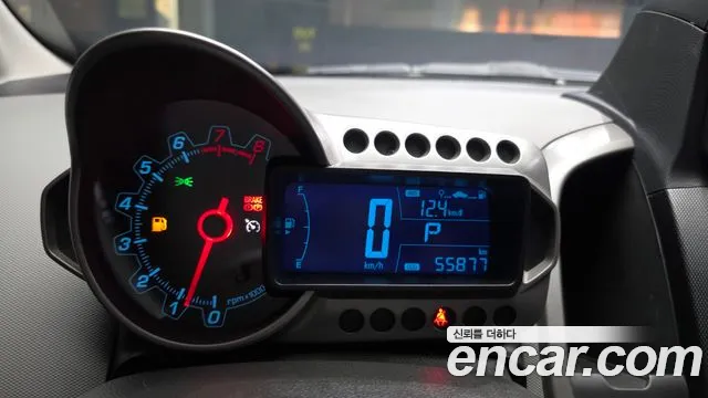 ChevroletGMDaewoo Aveo 2015 thumb 8