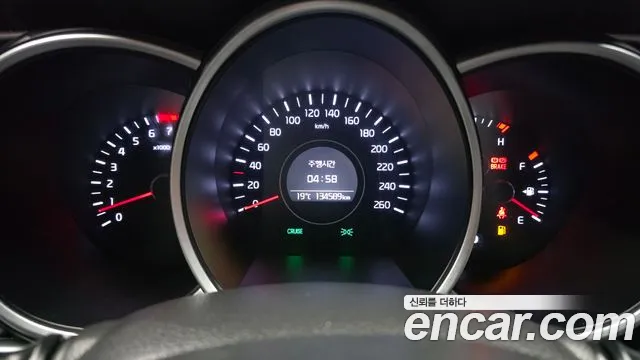 Kia K5 2014 thumb 8