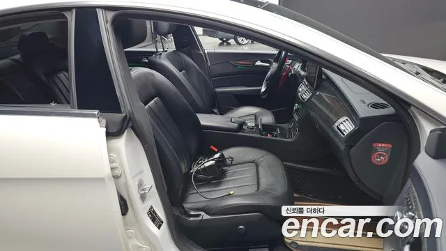 Mercedes-Benz CLS-Class 2017 thumb 10