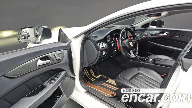 Mercedes-Benz CLS-Class 2017 thumb 12