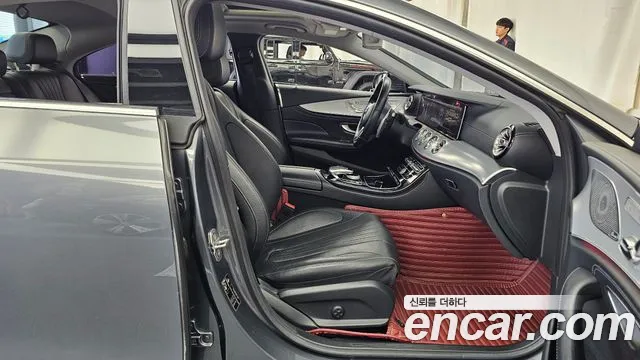 Mercedes-Benz CLS-Class 2018 thumb 11