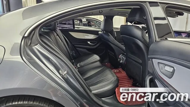 Mercedes-Benz CLS-Class 2018 thumb 12