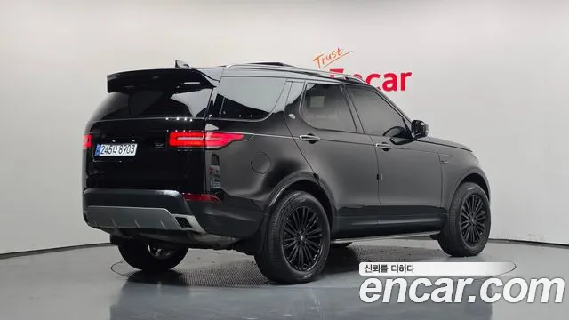 Land Rover Discovery 2018 thumb 2