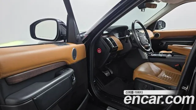 Land Rover Discovery 2018 thumb 10