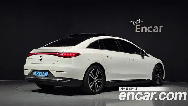 Mercedes-Benz EQE 2023 thumb 2