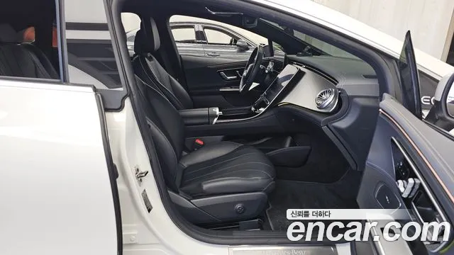 Mercedes-Benz EQE 2023 thumb 11