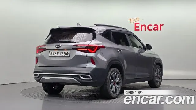 Kia Seltos 2020 thumb 2