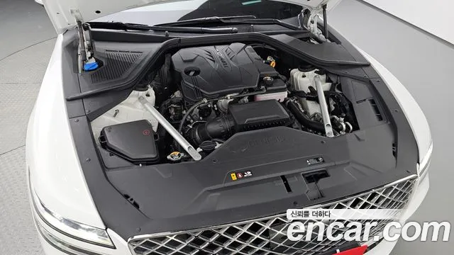 Genesis G80 2022 thumb 5