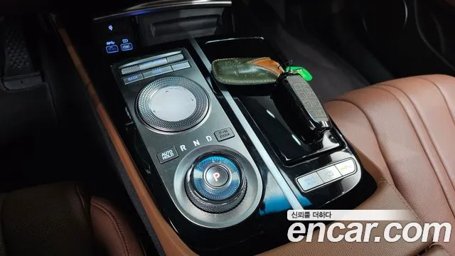 Genesis G80 2022 thumb 8