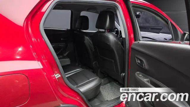 ChevroletGMDaewoo Tracker 2018 thumb 12