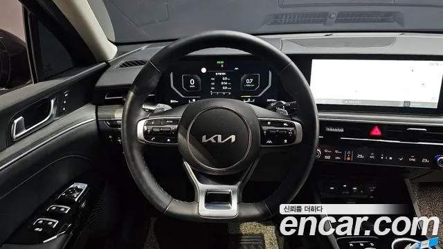 Kia K5 2025 thumb 12