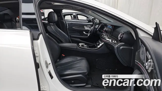 Mercedes-Benz CLS-Class 2018 thumb 11