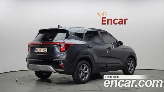 Kia Seltos 2022 thumb 2