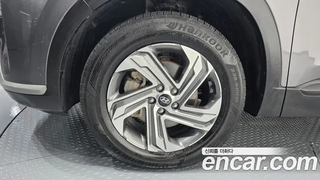 Hyundai Santa Fe 2023 thumb 4