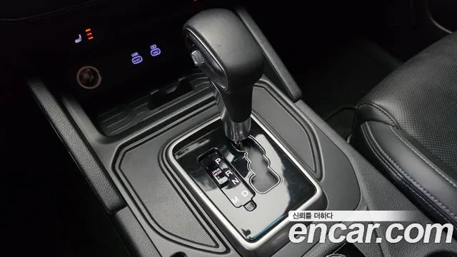 KG_Mobility_Ssangyong Rexton 2024 thumb 9
