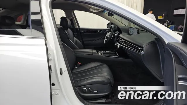 Genesis G80 2020 thumb 11