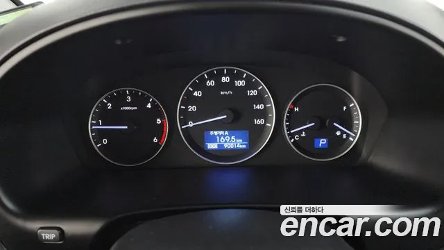 Hyundai Starex 2017 thumb 8