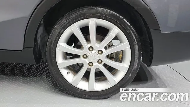 KG_Mobility_Ssangyong TIBOLI 2016 thumb 5