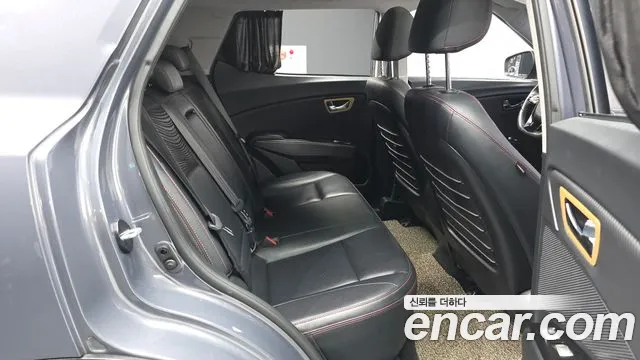 KG_Mobility_Ssangyong TIBOLI 2016 thumb 12