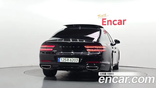 Genesis G80 2023 thumb 3
