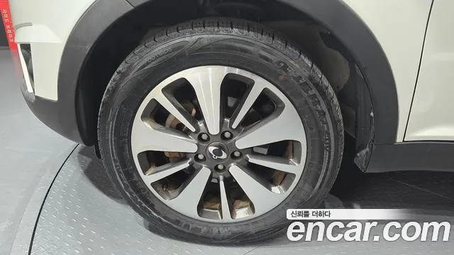 KG_Mobility_Ssangyong KORANDO 2015 thumb 5