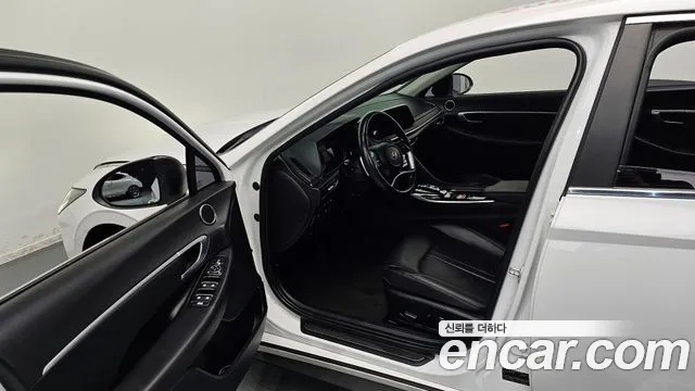 Hyundai Sonata 2021 thumb 10