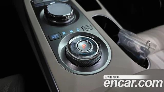 Genesis GV70 2023 thumb 9