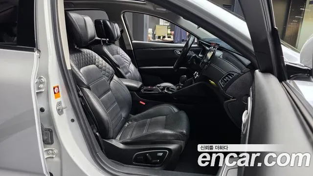 Renault-KoreaSamsung Megane 2016 thumb 10