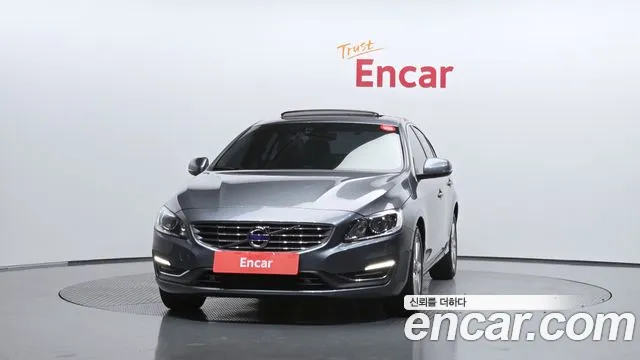 Volvo S60 2016 thumb 3