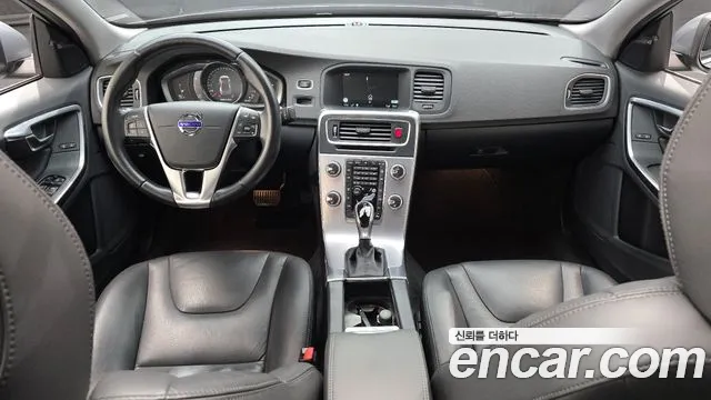 Volvo S60 2016 thumb 7