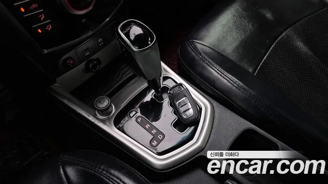 KG_Mobility_Ssangyong TIBOLI 2015 thumb 9