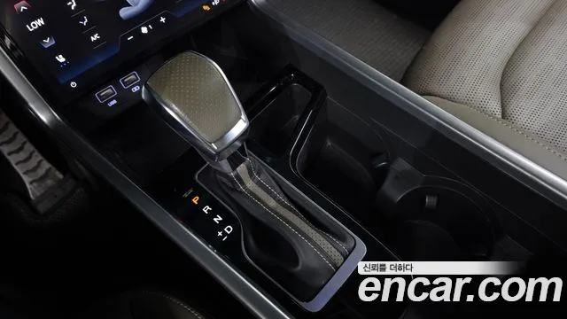 KG_Mobility_Ssangyong Torres 2023 thumb 9
