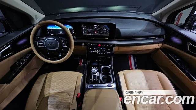Kia Carnival 2021 thumb 7