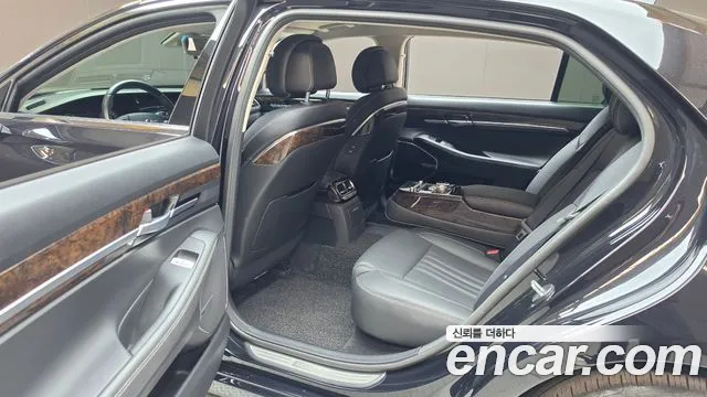 Genesis G90 2021 thumb 12