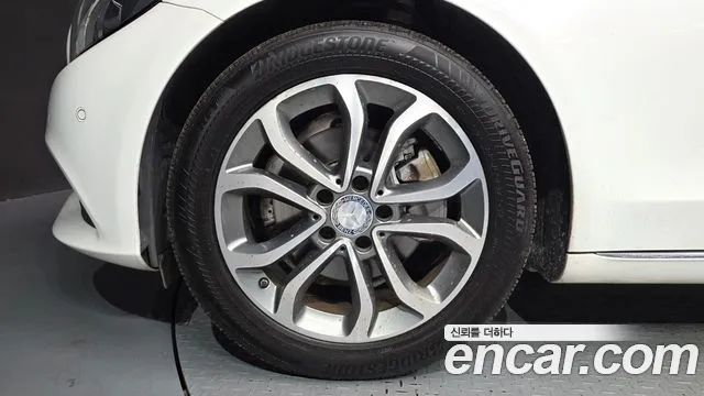 Mercedes-Benz C-Класс 2015 thumb 5