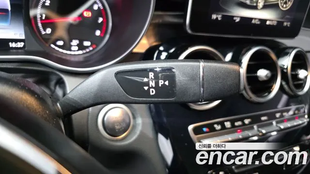 Mercedes-Benz C-Класс 2015 thumb 9