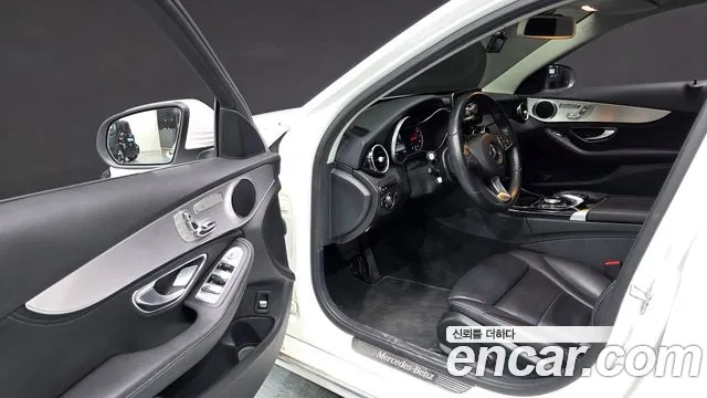Mercedes-Benz C-Класс 2015 thumb 11