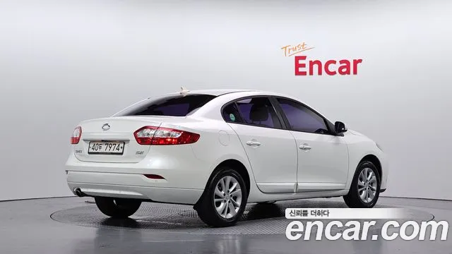 Renault-KoreaSamsung Fluence 2014 thumb 2