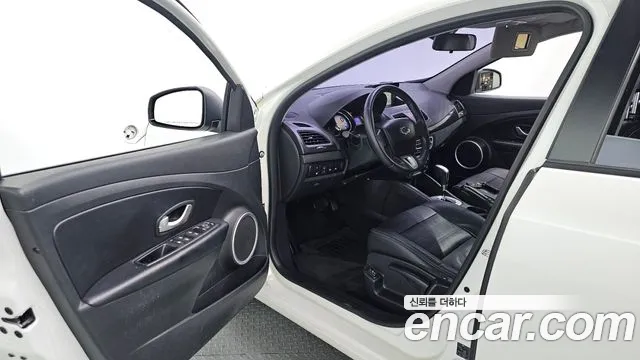 Renault-KoreaSamsung Fluence 2014 thumb 10