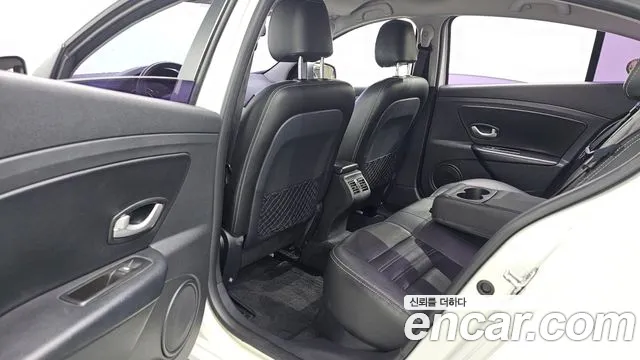 Renault-KoreaSamsung Fluence 2014 thumb 12