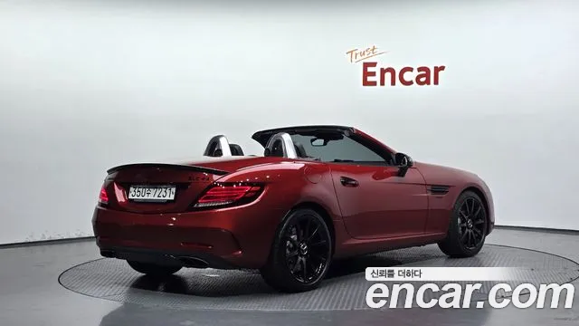 Mercedes-Benz SLC-Class 2017 thumb 2