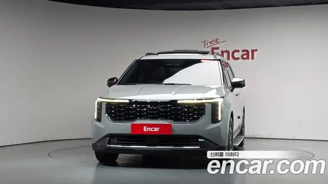 Kia Carnival 2024 thumb 2